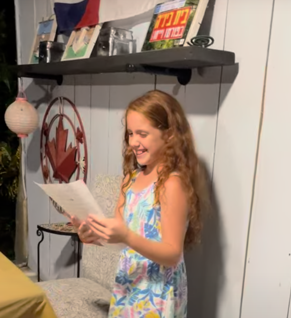 אֵלֶּה פְקוּדֵי המזוודות: כשהתורה פוגשת את הציוד שלנו אחרי שנתיים בדרכים